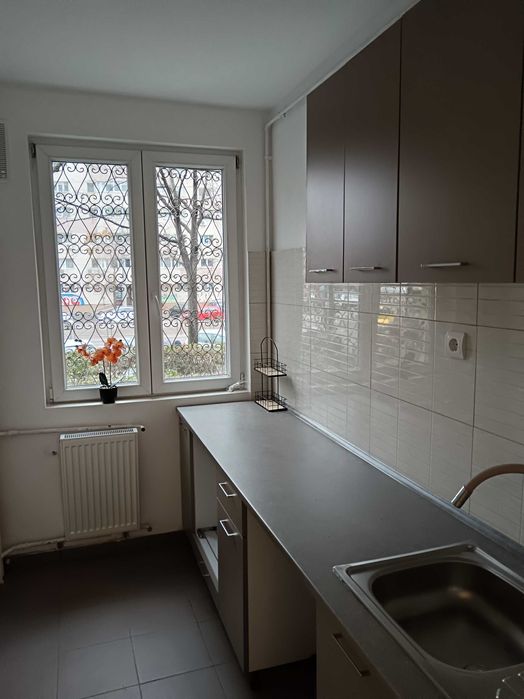 Garsoniera de închiriat