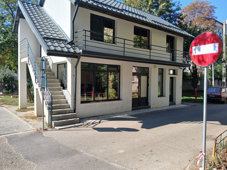 Spatiu comercial+apartament