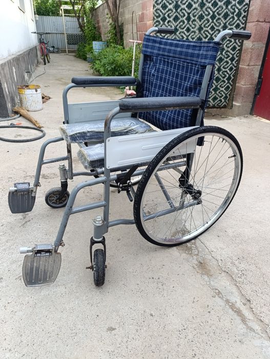 Продам б/у коляску