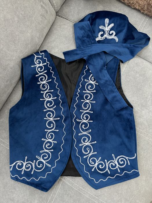 Кажекей и головной убор