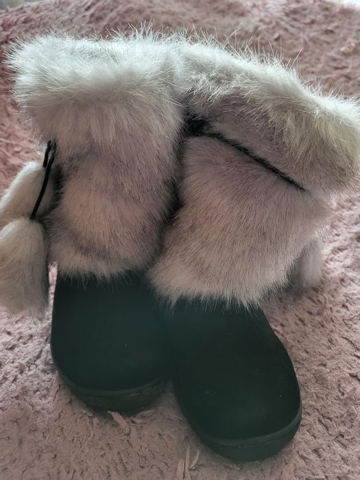 Продам унты состояние новое