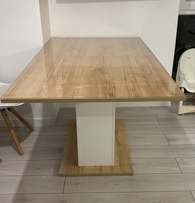 Vand masa extensibila 8 persoane