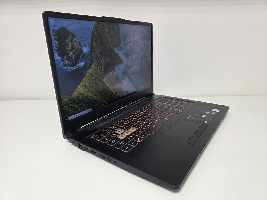 Laptop GAMING ASUS TUF i7-10870H nVIDIA GTX 1650 display MARE 17.3  144HZ RGB . GARANTIE
