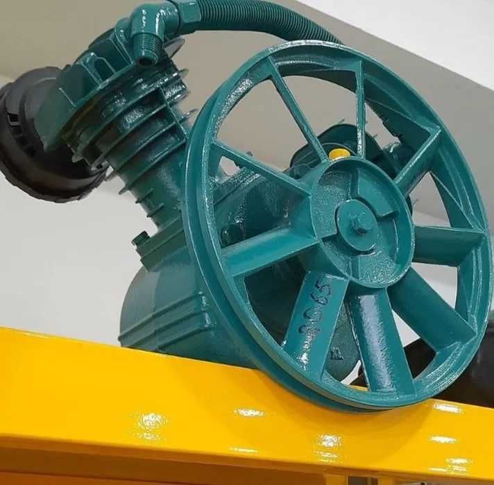 Kompressor blok golovka / компрессор блок  головка 1090Т