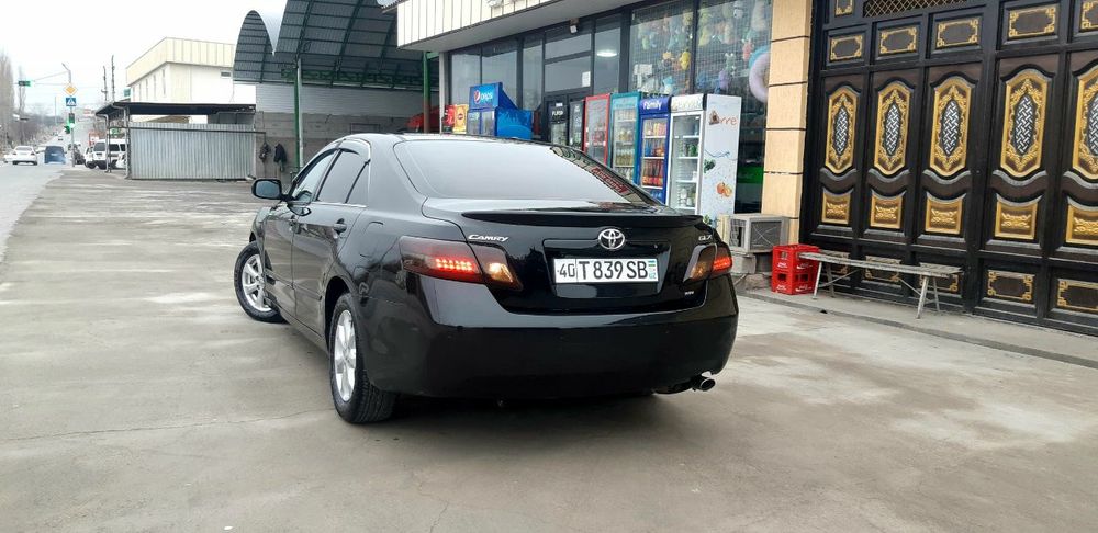 Toyota Camry 40 сотилади