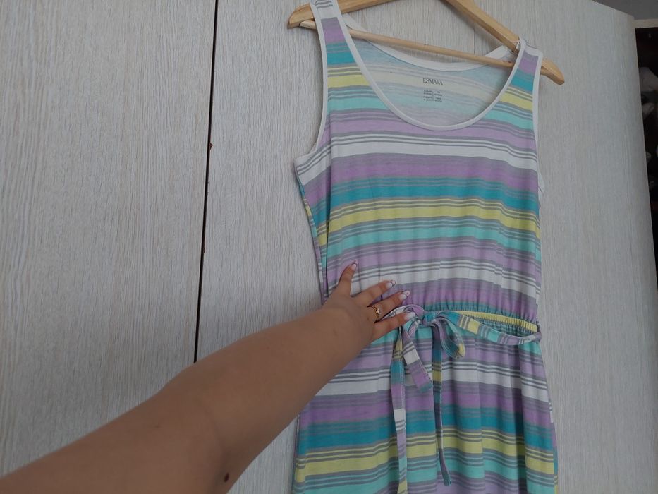 Rochie maxi Esmara cu dungi pastel marimea 40 42