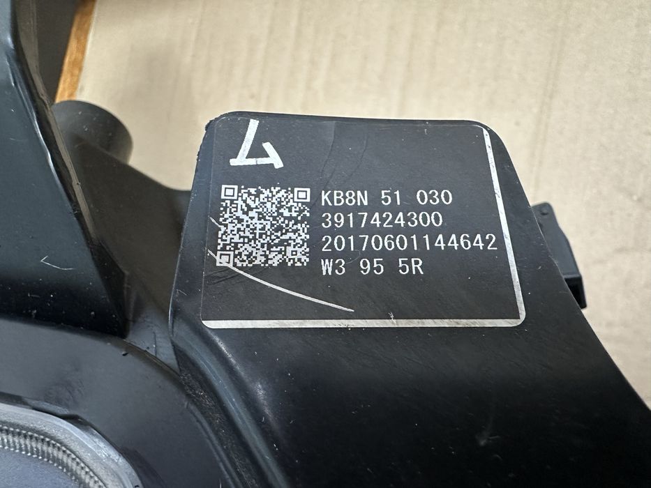 Faruri, Far stanga / Far dreapta Mazda CX5 2017-2021