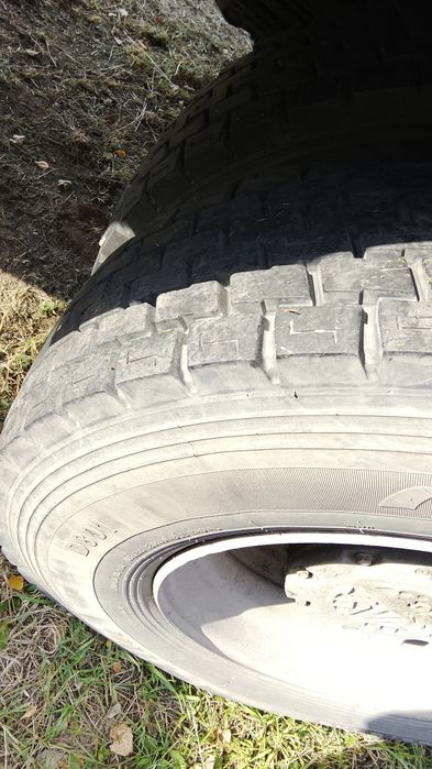 Шины грузовые 295/80/22,5