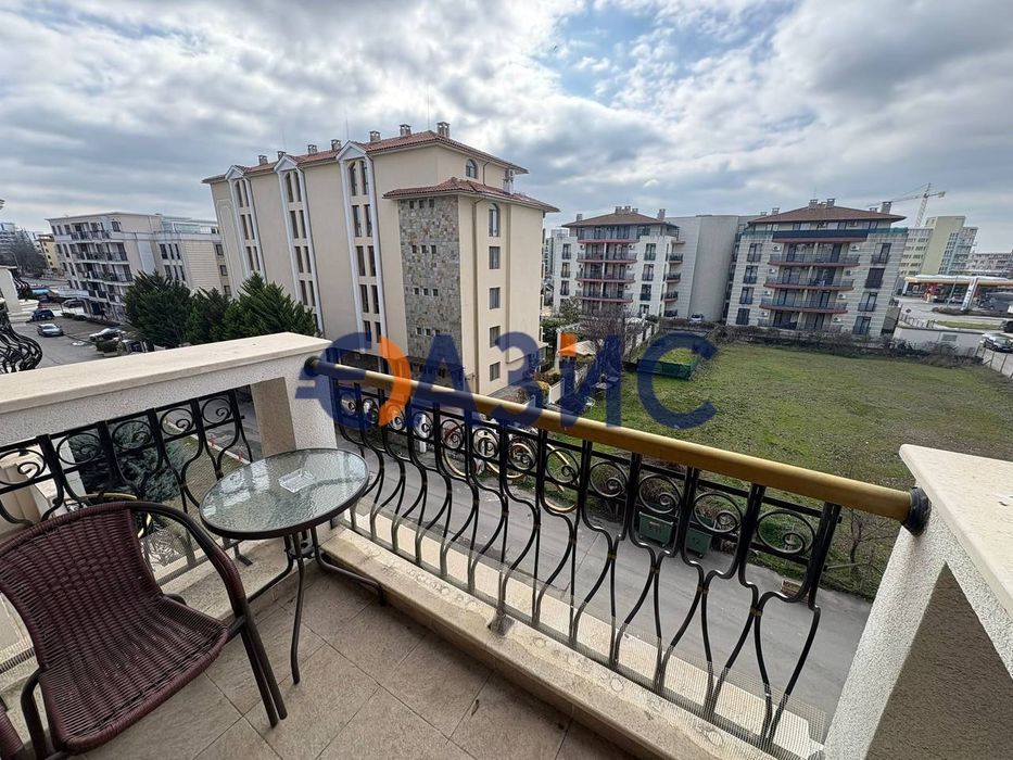 Продава се Двустаен апартамент в к.к. Слънчев бряг - 48 кв.м за 1052 €/кв.м - Снимка #2