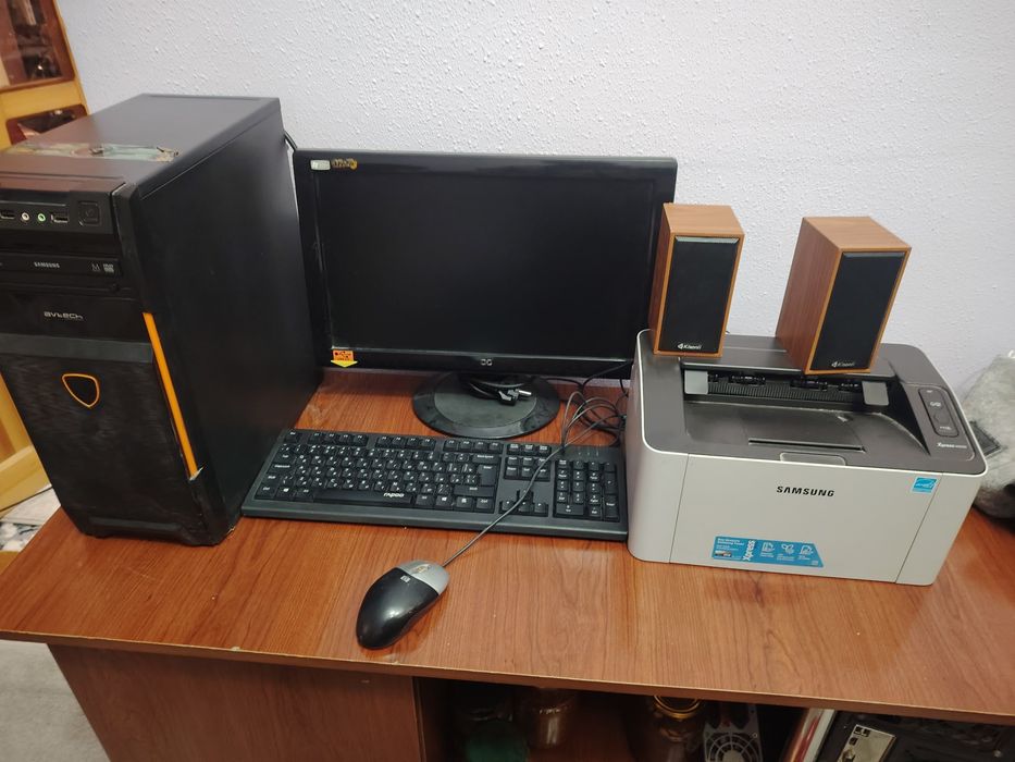 Копютир сотилади 250$