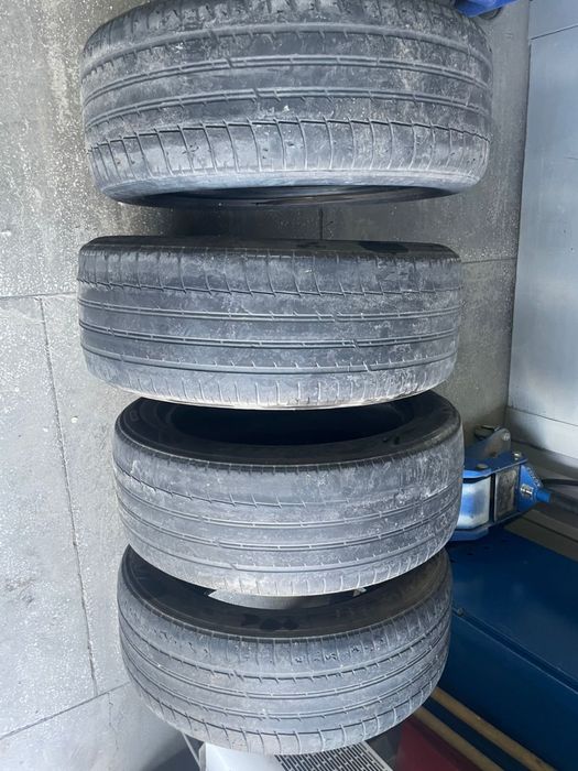 Шины 215/ 55 R 17