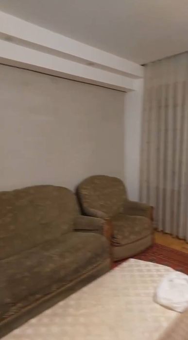 2/3/9 дружба народов 1 Дом у дороги  450у.е только семью