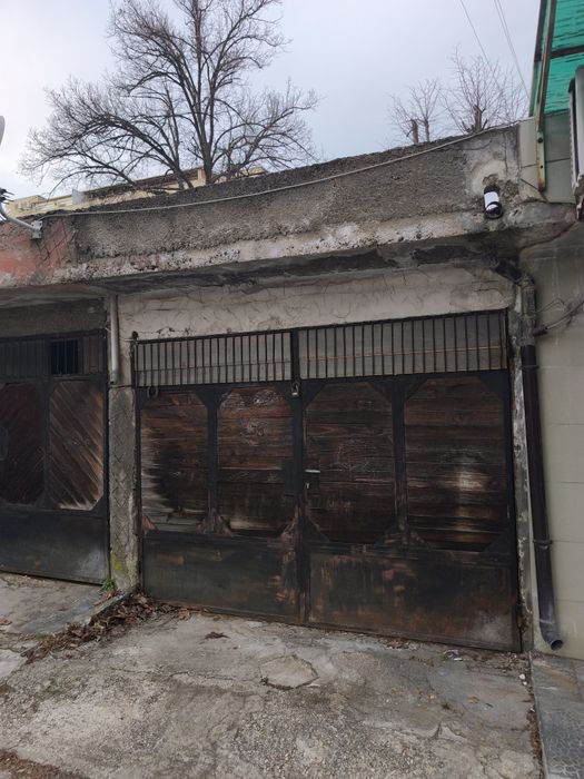 Отдавам гараж под наем