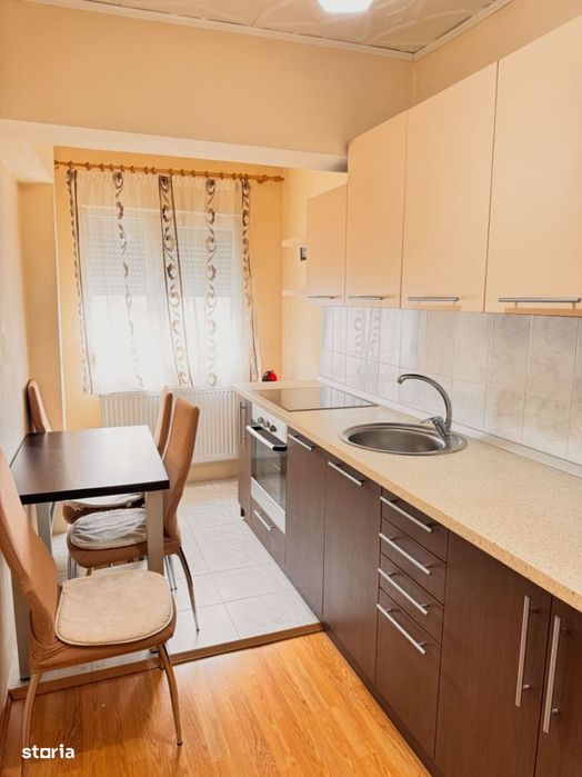 Apartament cu o cameră, decomandat – Rogerius