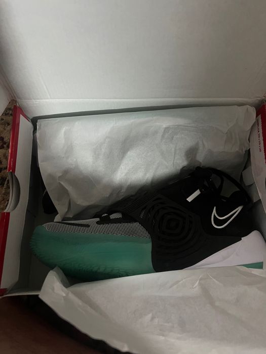Nike Kyrie Low 3