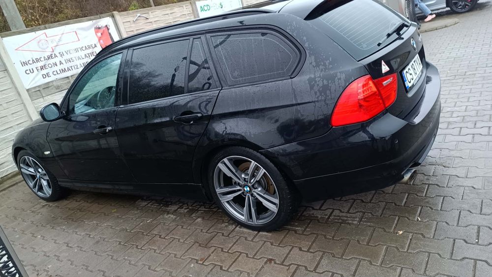 Vând bmw e91,an2011,