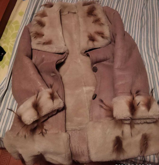 Продается женская дубленка
