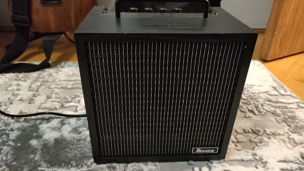 Amplificator chitara Ibanez IBZ10G-V2