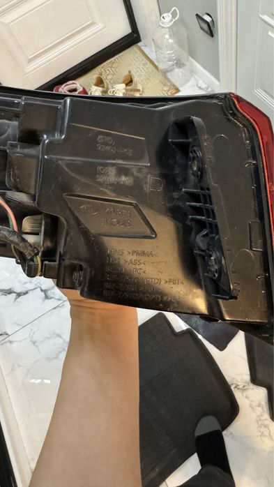 Kia rio 2021 задний фонарь