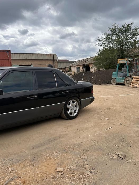 МЕРСЕДЕС w124 e220 m111 mkpp