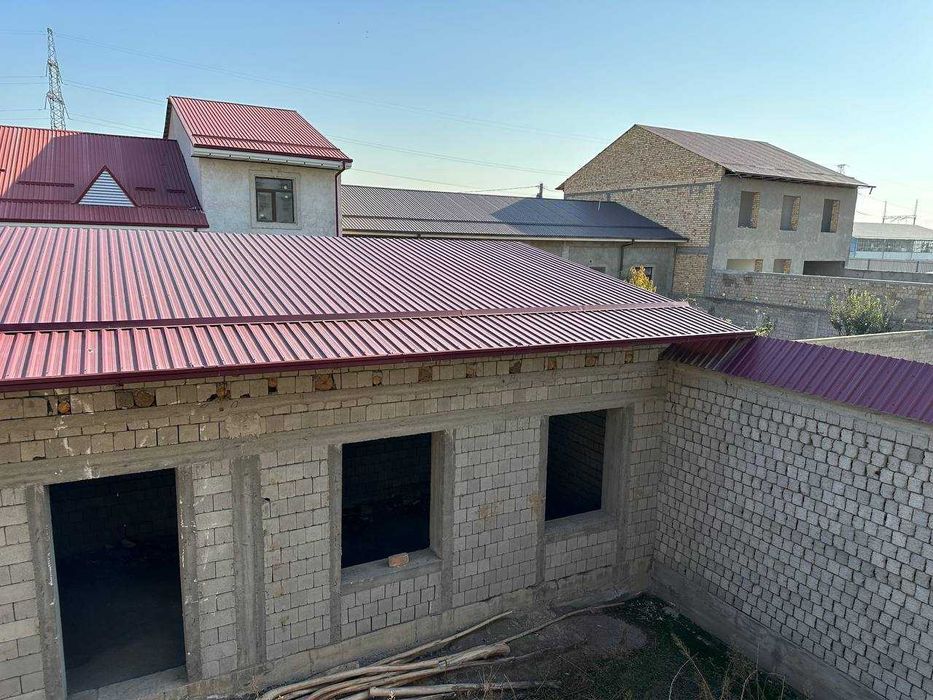 дом новостройка (участок)