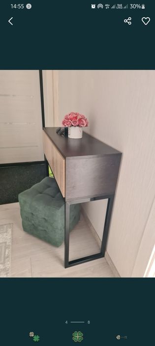 Консоль для прихожей или спальни