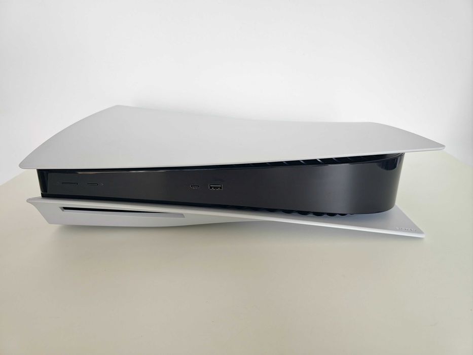 13.20 Playstation 5 (PS5) Disc Edition