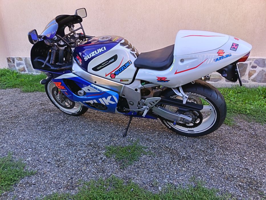 SUZUKI  GSXR  600  !  stare  FOARTE  BUNA