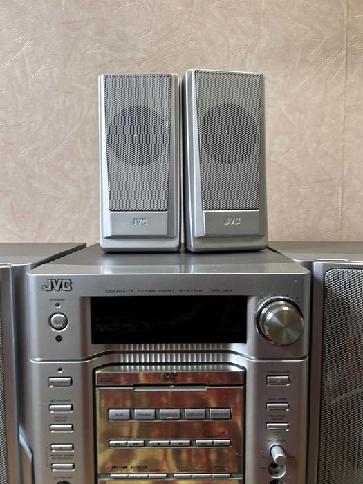 Музыкальный центр JVC