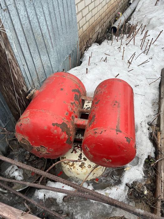 Продам балоны газовые на Газель