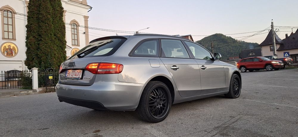 AUDI A4 Avant 2009 — imagine 4