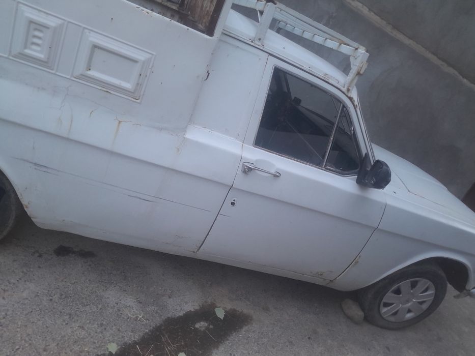 Volga pikap sotladi 15mlnsom