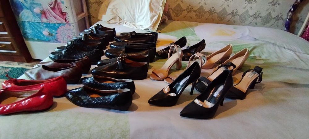 Обувь женская мужская