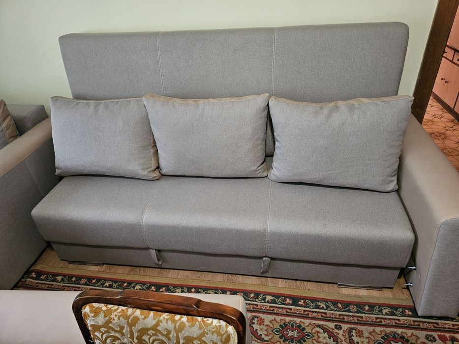 Set canapea extensibila cu fotolii