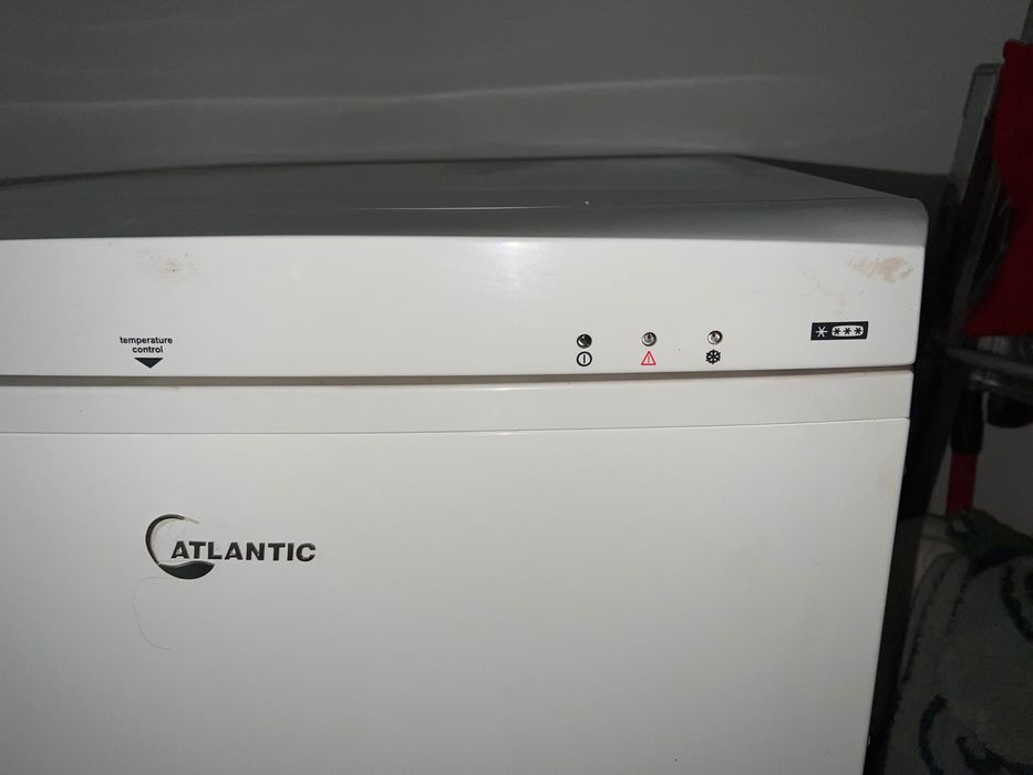 Congelator vertical Atlantic (Italia) cu 6 sertare