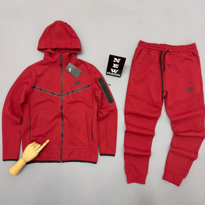 Nike Tech Fleece