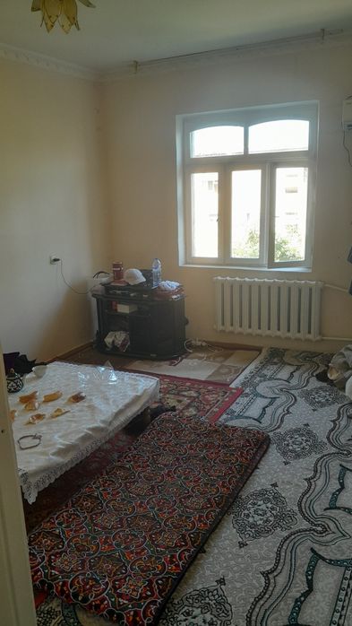 3 xonali uy sotiladi