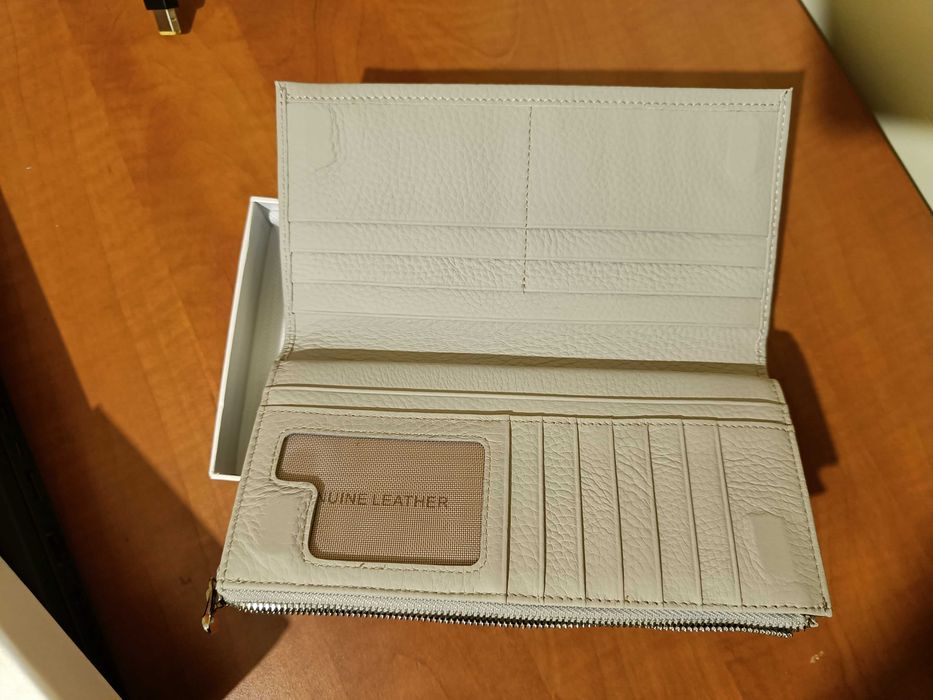 Портмоне Genuine Leather