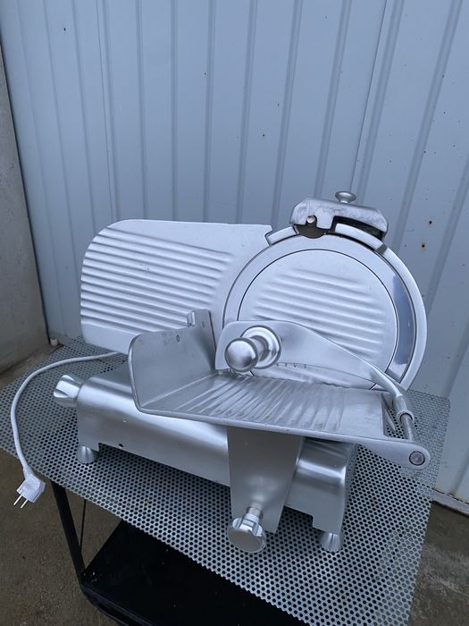 Feliator mezeluri profesional