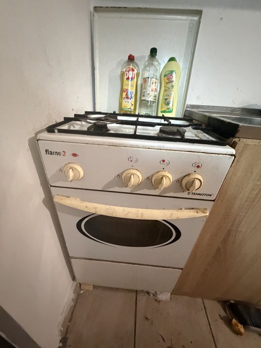 Vand aragaz pentru gatit