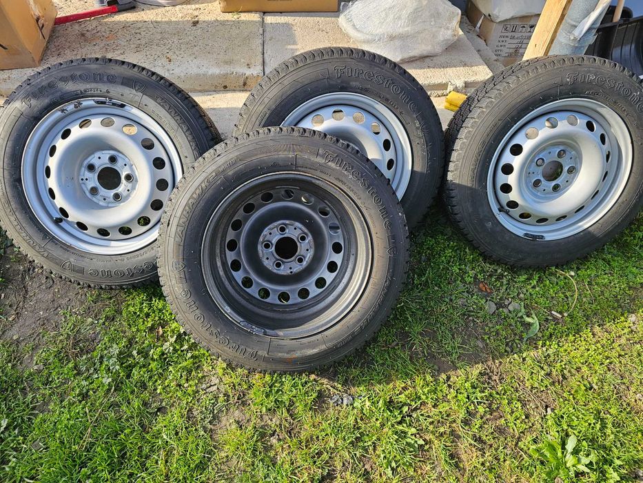 Зимни Гуми205/65R16C,дот24г.+оригинални джанти Vito w447