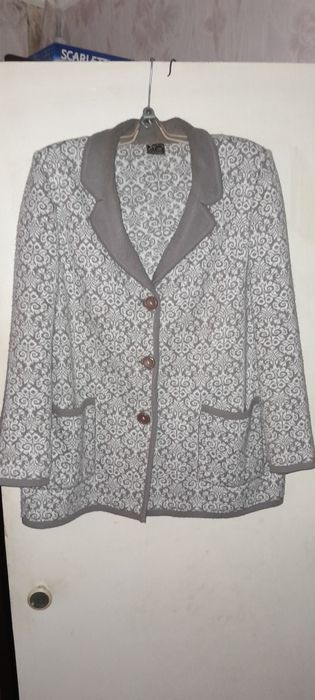 Женская одежда больших размеров.