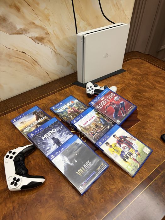 Ps4 slim 1 тб с играми новый!