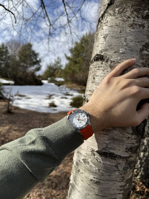 Wise Hitman Full lume nou