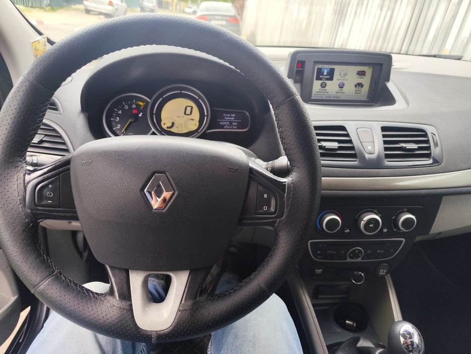 RENAULT Megane 2011 — imagine 4