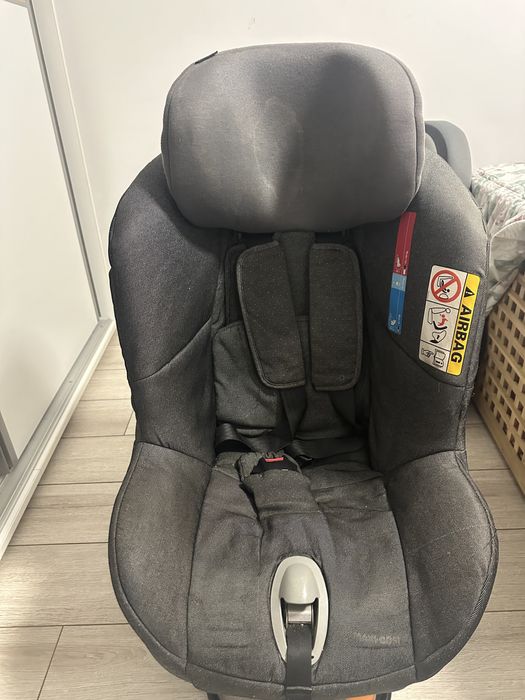 Vand doua scaune auto 250 lei