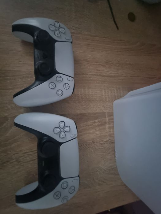 Consola Playstation 5 Slim 1TB Disk Edition+2 Controlere