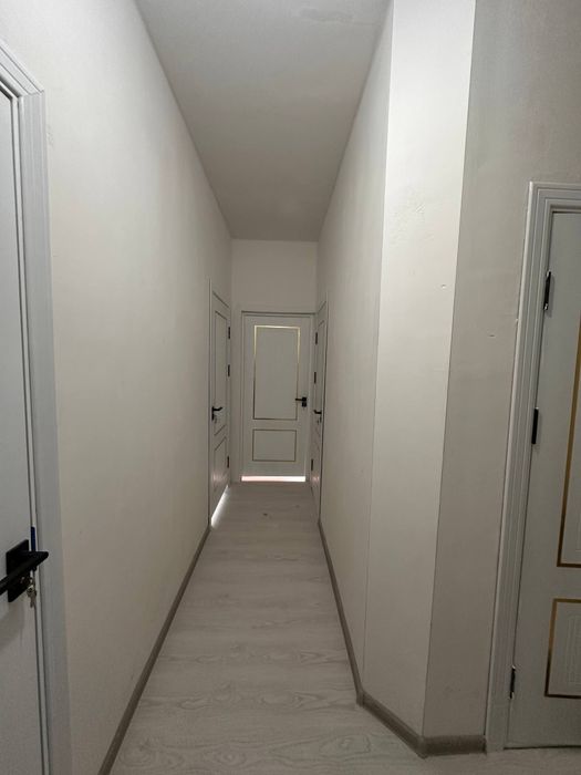 Nurafshonda (To‘ytepa) 1 xonali uy 2 xona qilingan 43 kv metr sotiladi