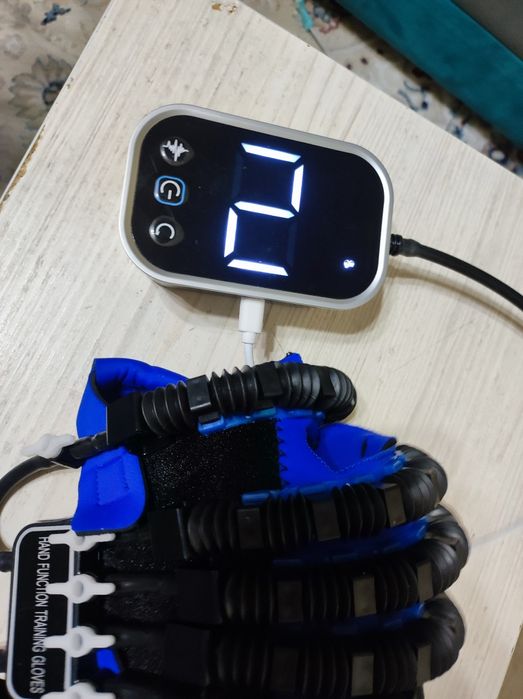 Массажёр ручной воздушно-компрессионный .