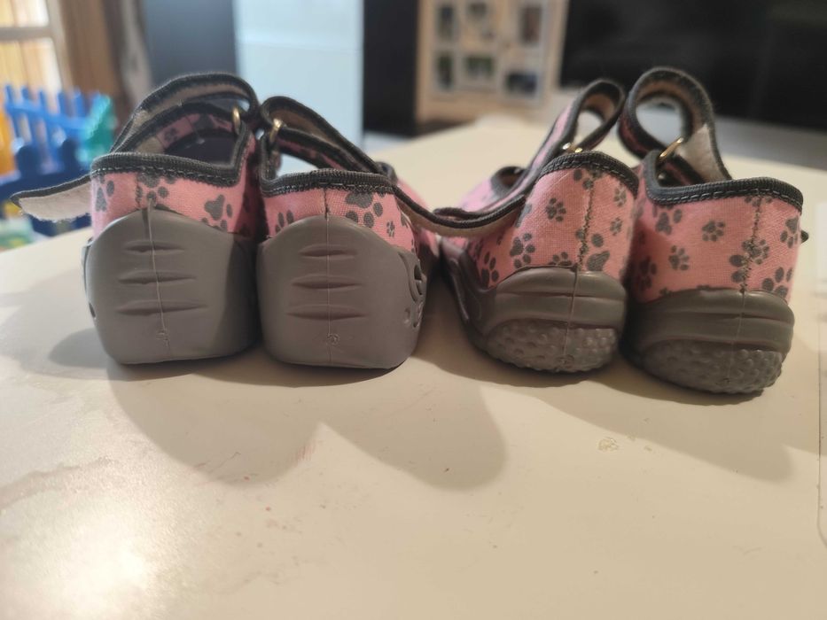 Детски пантофи 2 чифта